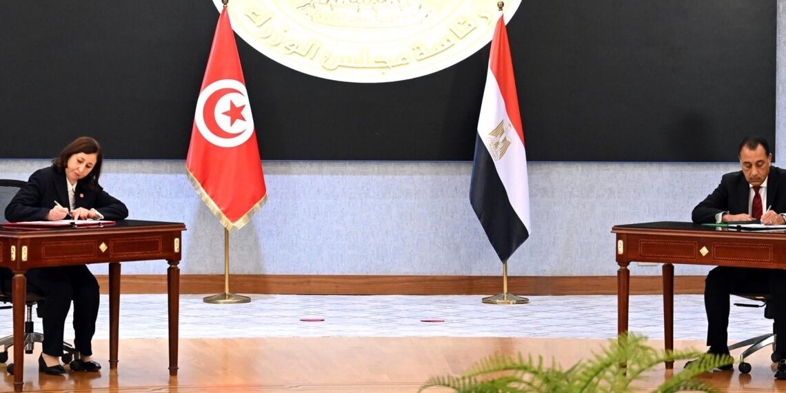 Egypt and Tunisia Sign Eight Agreements, Aim to Double Trade to $1 Billion in Two Years