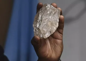 Botswana Introduces New Diamond Mining Rule to Boost Local Ownership